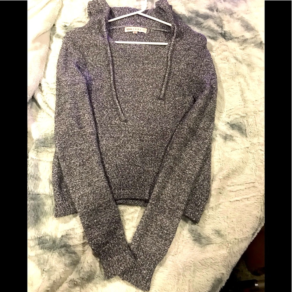 Crave Fame xs Super comfy sweater….